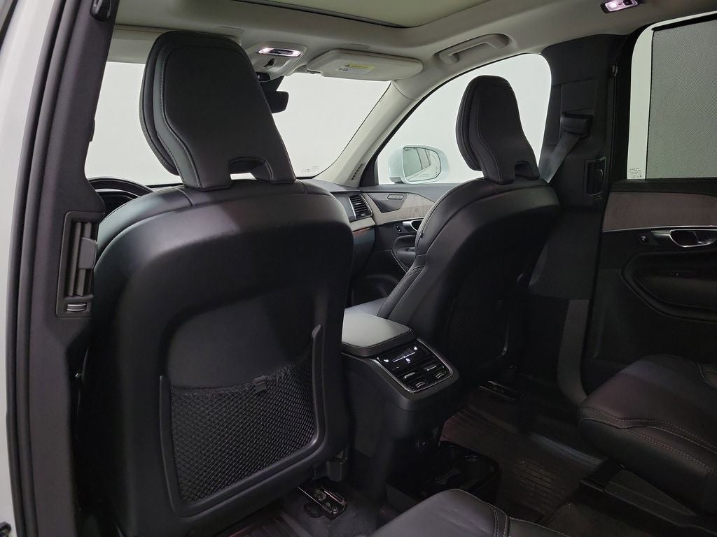 2022 Volvo XC90 T6 Inscription