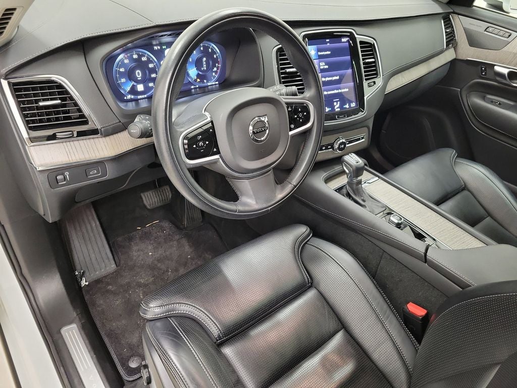2022 Volvo XC90 T6 Inscription