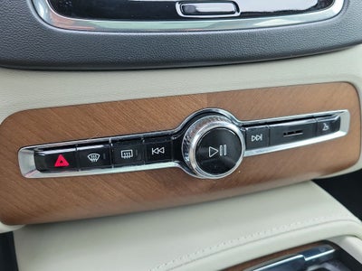 2017 Volvo XC90 T6 Inscription