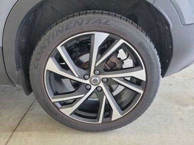 2021 Volvo XC40 R-Design