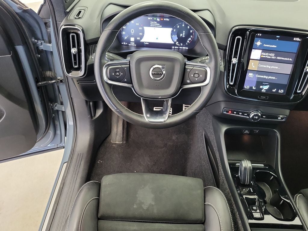 2021 Volvo XC40 R-Design