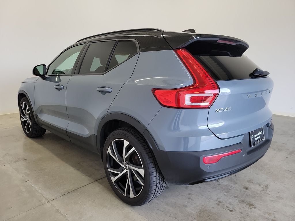2021 Volvo XC40 R-Design