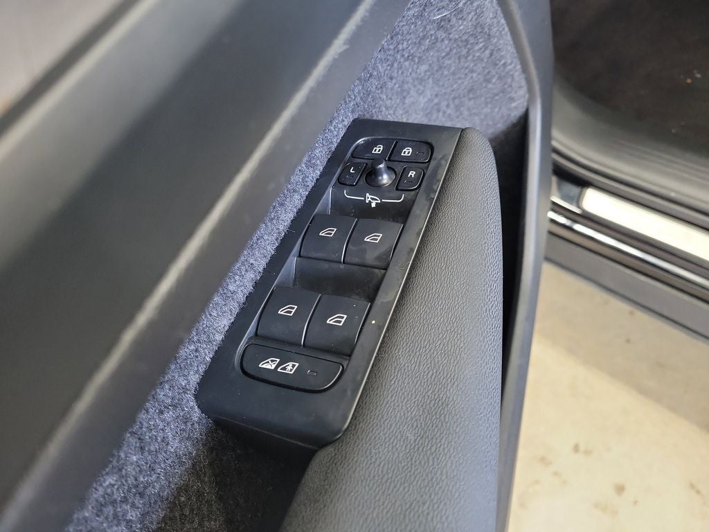 2023 Volvo C40 Recharge Pure Electric Ultimate