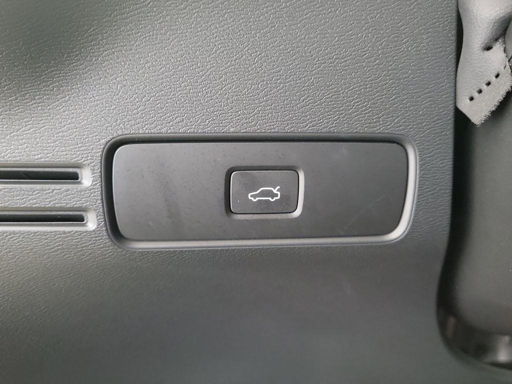 2023 Volvo C40 Recharge Pure Electric Ultimate