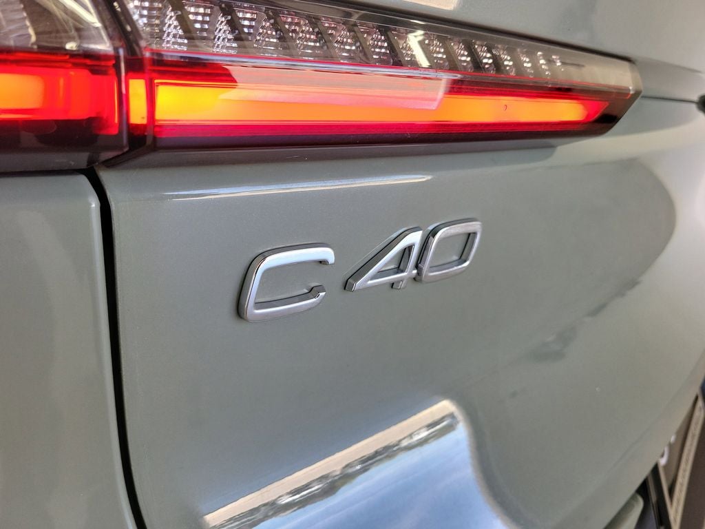 2023 Volvo C40 Recharge Pure Electric Ultimate