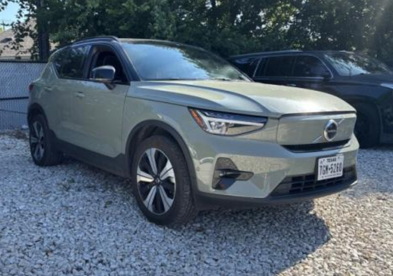 2023 Volvo XC40 Recharge Pure Electric Twin Plus