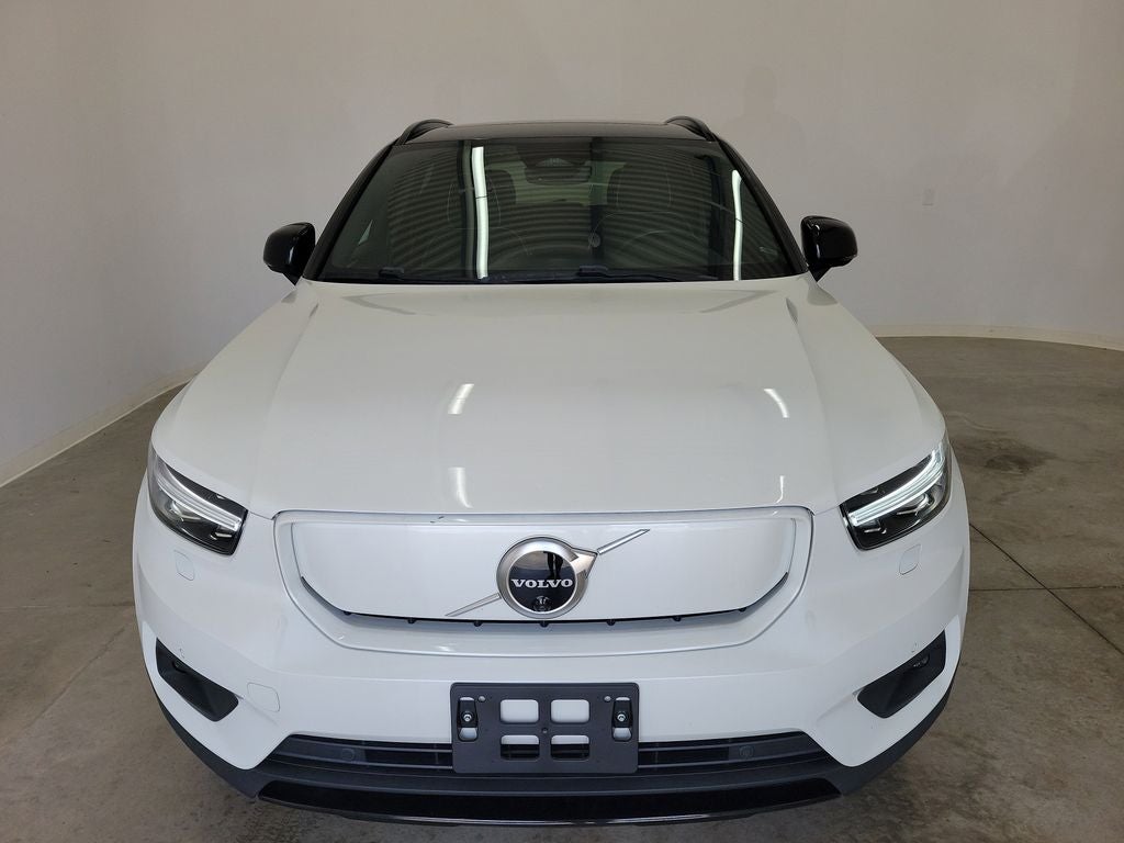 2022 Volvo XC40 Recharge Pure Electric P8 Plus