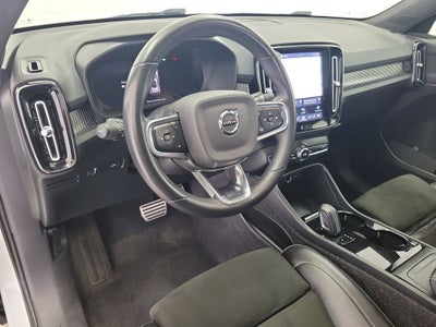 2022 Volvo XC40 Recharge Pure Electric P8 Plus
