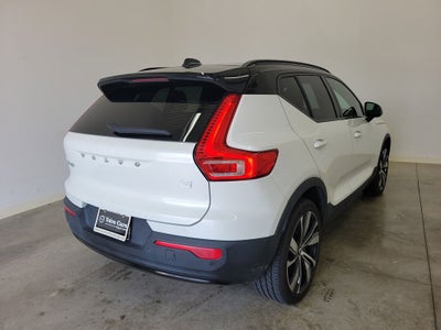 2022 Volvo XC40 Recharge Pure Electric P8 Plus