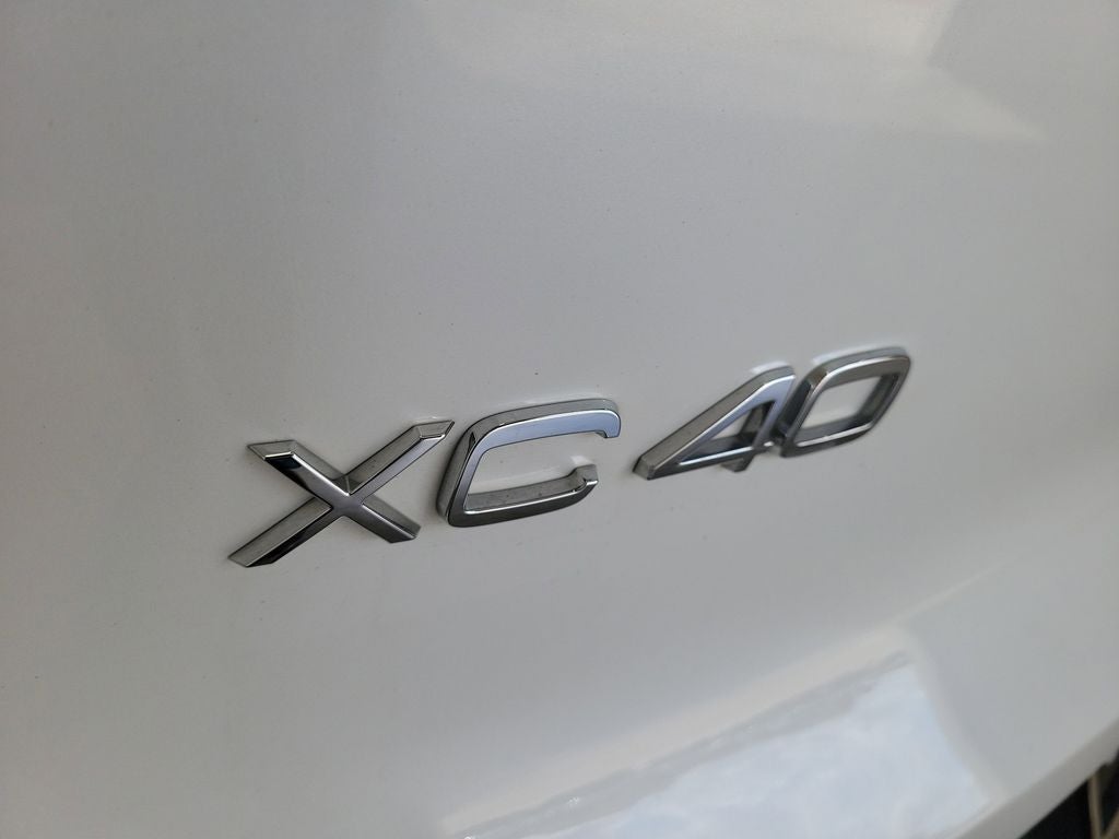 2022 Volvo XC40 Recharge Pure Electric P8 Plus