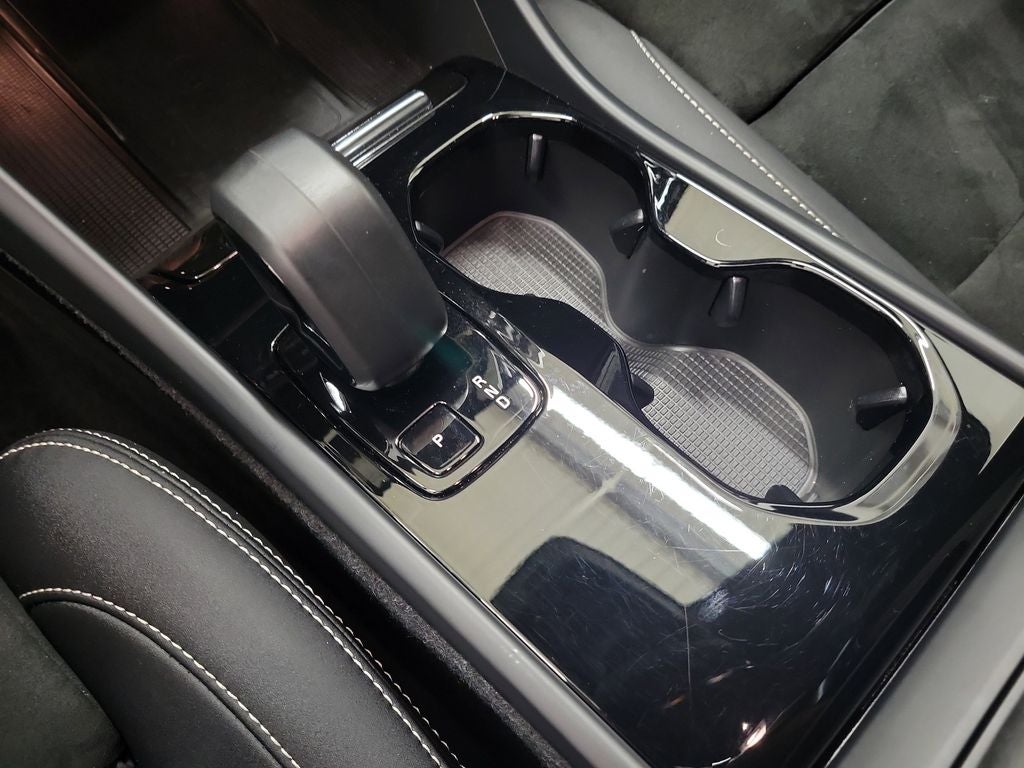 2023 Volvo XC40 Recharge Pure Electric Twin Plus