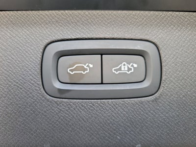 2023 Volvo XC90 Recharge Plug-In Hybrid Ultimate