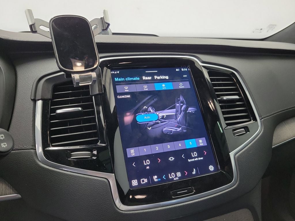 2023 Volvo XC90 Recharge Plug-In Hybrid Ultimate