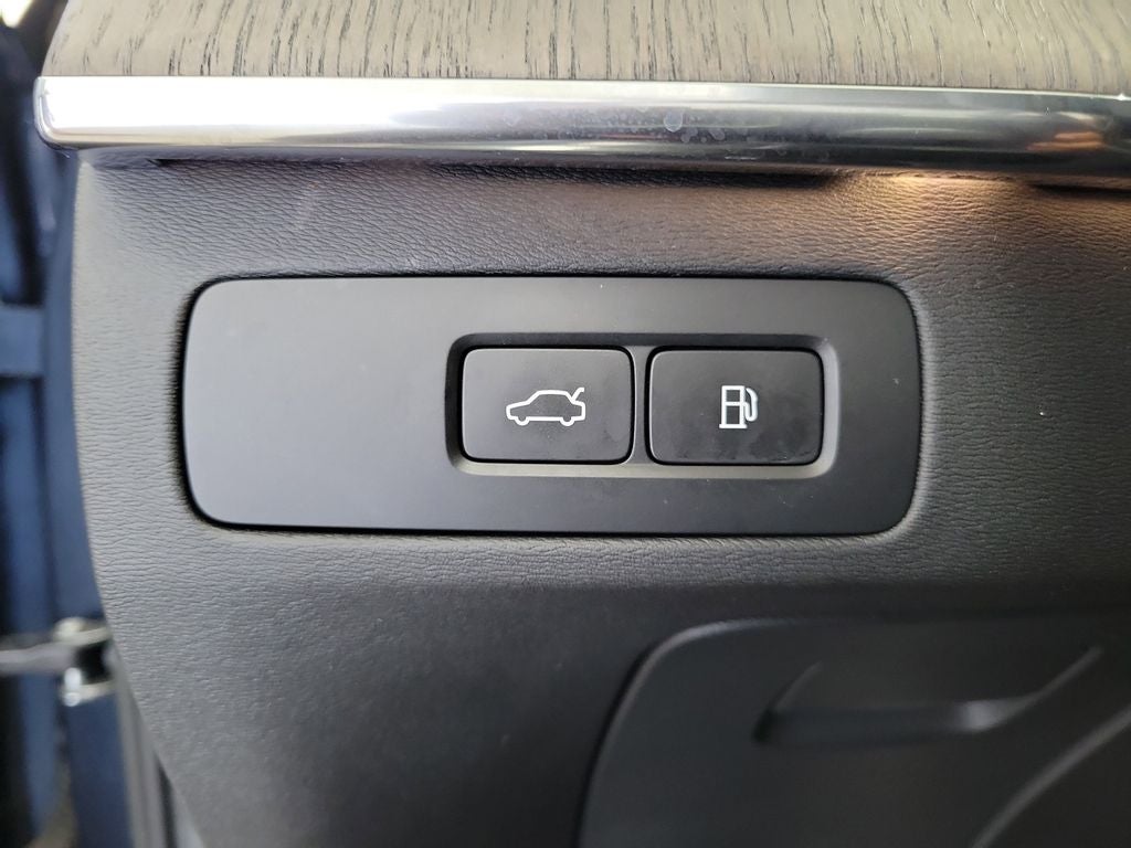 2023 Volvo XC90 Recharge Plug-In Hybrid Ultimate