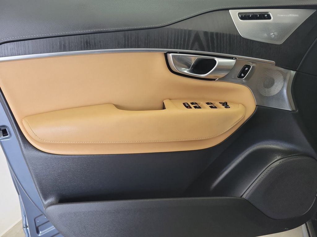 2024 Volvo XC90 Recharge Plug-In Hybrid Ultimate