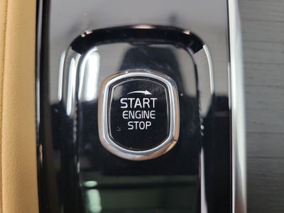 2024 Volvo XC90 Recharge Plug-In Hybrid Ultimate