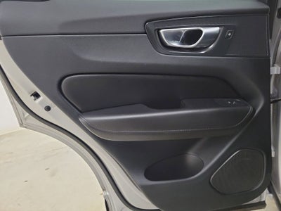 2023 Volvo XC60 Recharge Plug-In Hybrid T8 Plus Dark Theme