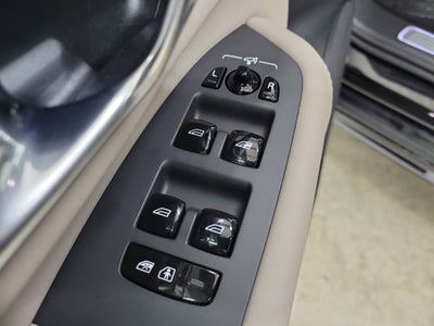 2026 Volvo XC90 Plug-In Hybrid T8 Plus 6 Passenger