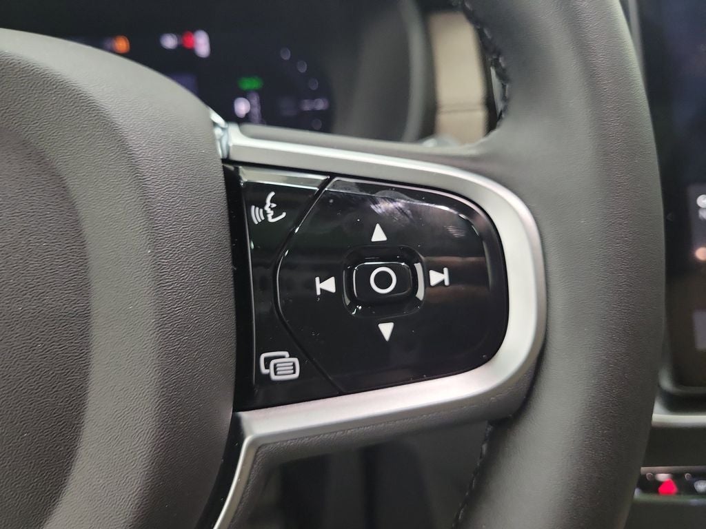 2026 Volvo XC90 Plug-In Hybrid T8 Plus 6 Passenger