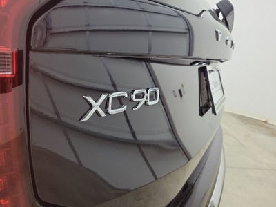 2026 Volvo XC90 Plug-In Hybrid T8 Plus 6 Passenger