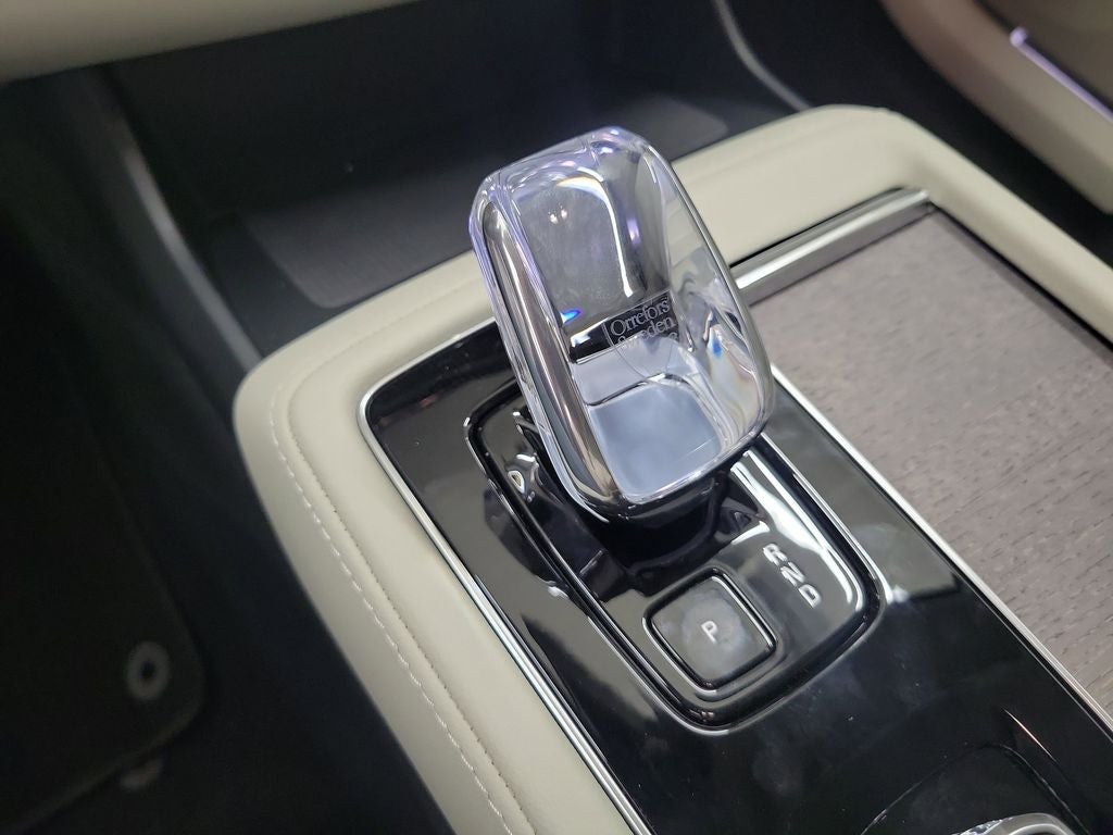 2026 Volvo XC90 Plug-In Hybrid T8 Ultra 6 Passenger