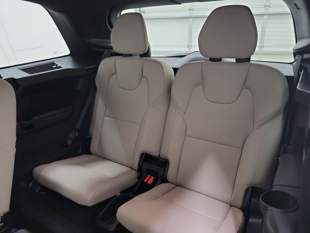 2026 Volvo XC90 Plug-In Hybrid T8 Plus 7 Passenger