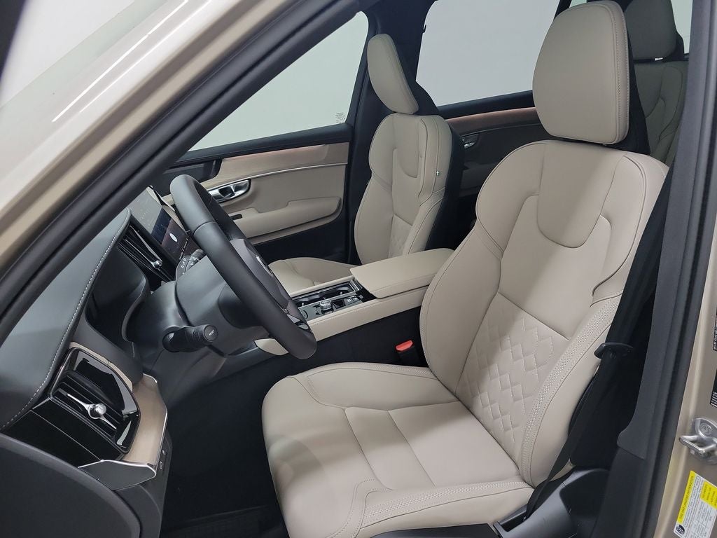 2026 Volvo XC90 Plug-In Hybrid T8 Plus 7 Passenger