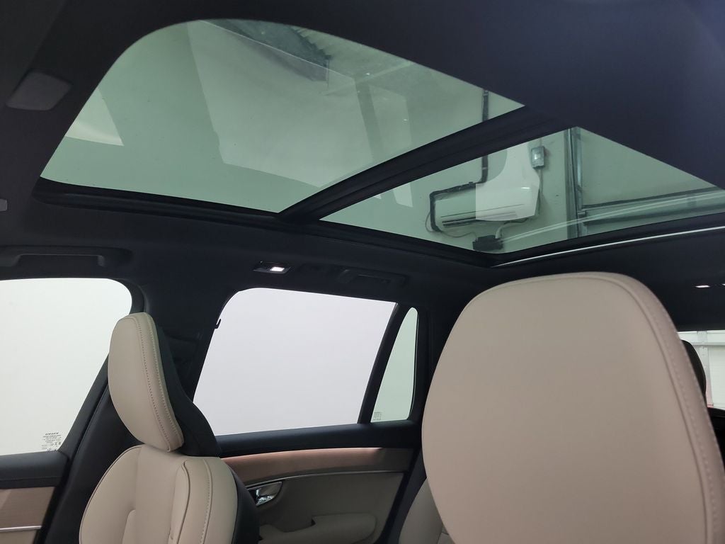 2026 Volvo XC90 Plug-In Hybrid T8 Plus 7 Passenger