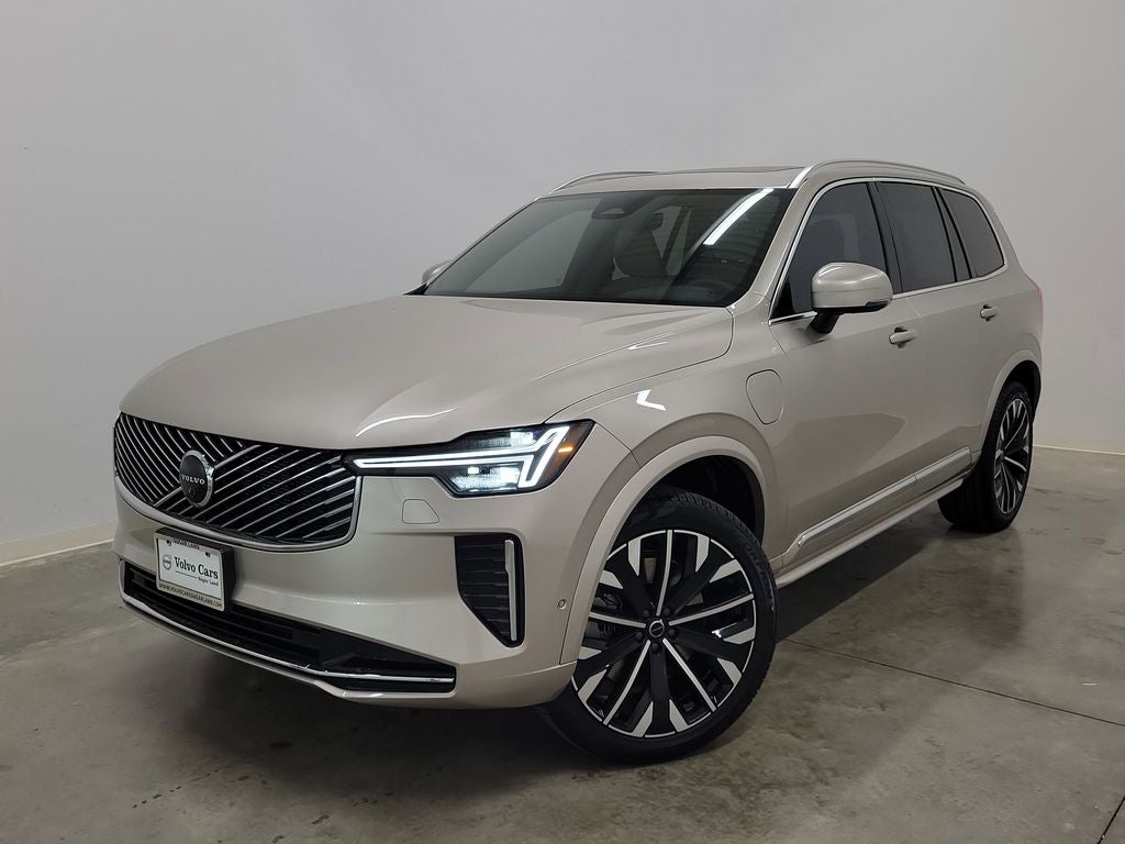 2026 Volvo XC90 Plug-In Hybrid T8 Plus 7 Passenger
