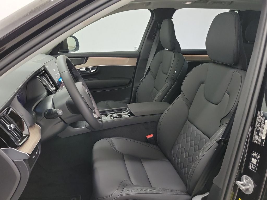 2026 Volvo XC90 Plug-In Hybrid T8 Plus 7 Passenger