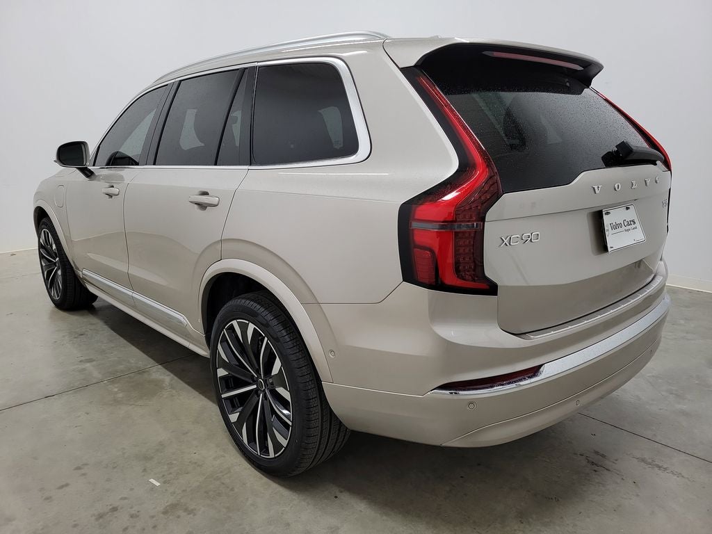 2026 Volvo XC90 Plug-In Hybrid T8 Plus 7 Passenger