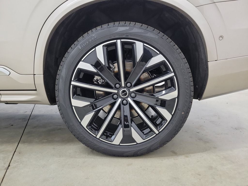 2026 Volvo XC90 Plug-In Hybrid T8 Plus 7 Passenger