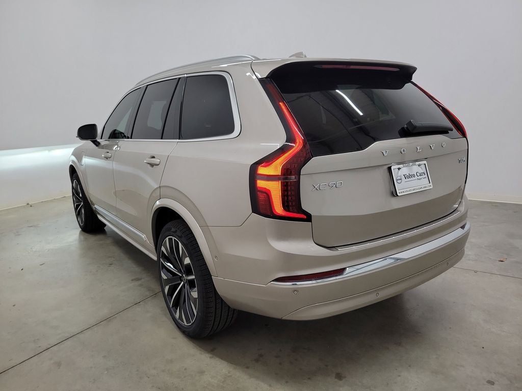 2026 Volvo XC90 Plug-In Hybrid T8 Plus 7 Passenger