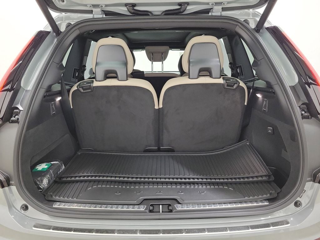 2026 Volvo XC90 Plug-In Hybrid T8 Plus 7 Passenger