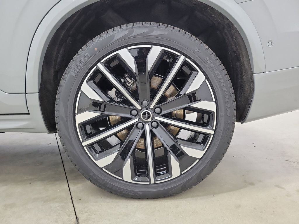 2026 Volvo XC90 Plug-In Hybrid T8 Plus 7 Passenger