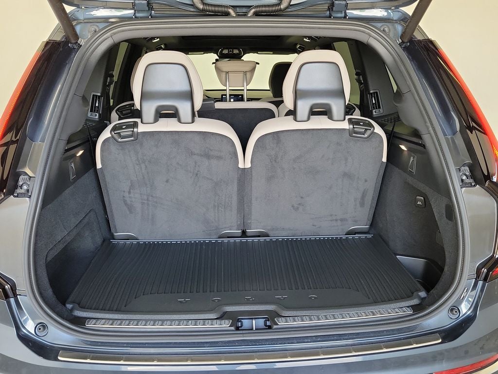 2026 Volvo XC90 Plug-In Hybrid T8 Plus 7 Passenger
