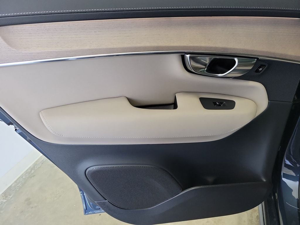 2026 Volvo XC90 Plug-In Hybrid T8 Plus 7 Passenger