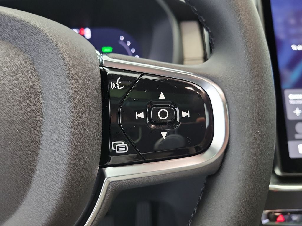 2026 Volvo XC90 Plug-In Hybrid T8 Plus 7 Passenger
