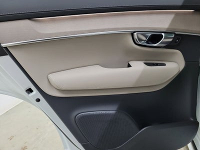 2026 Volvo XC90 Plug-In Hybrid T8 Plus 7 Passenger