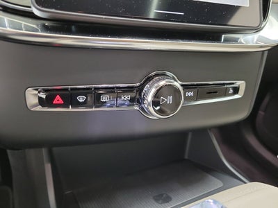 2026 Volvo XC90 Plug-In Hybrid T8 Plus 7 Passenger