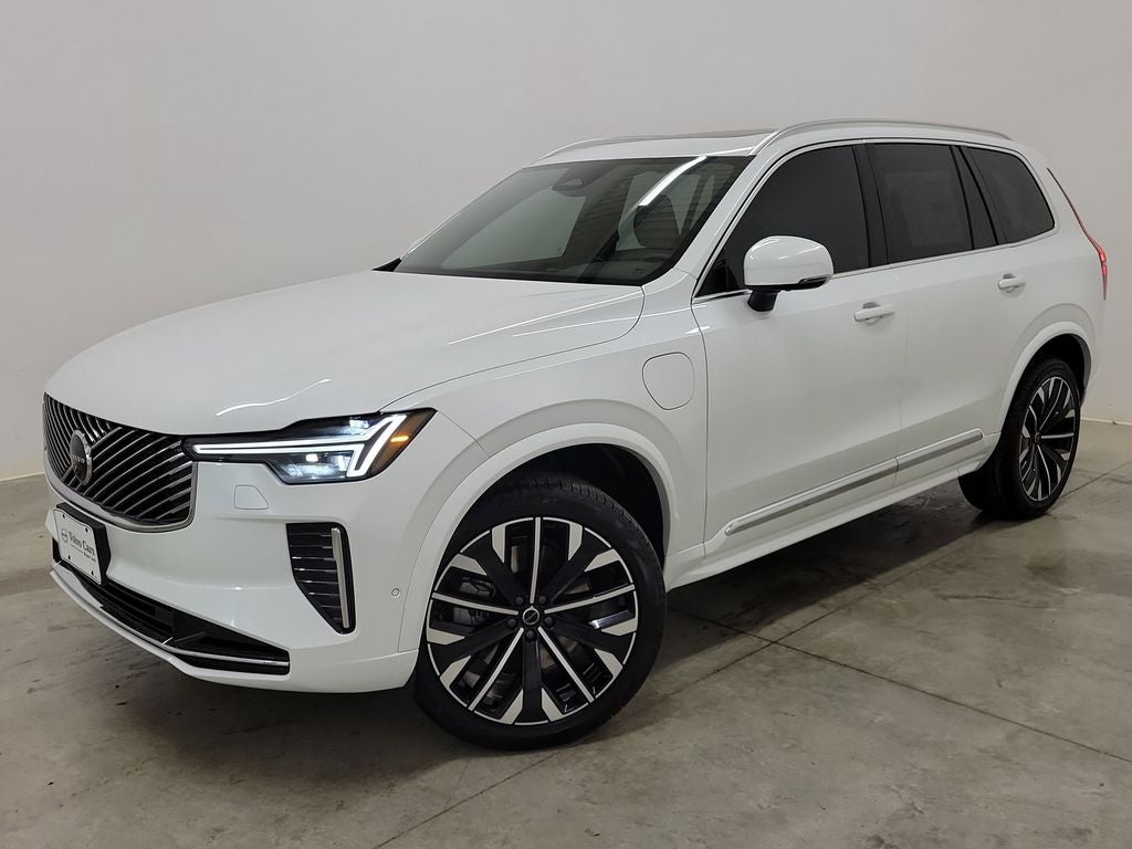 2026 Volvo XC90 Plug-In Hybrid T8 Plus 7 Passenger