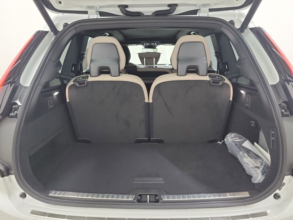 2026 Volvo XC90 Plug-In Hybrid T8 Plus 7 Passenger