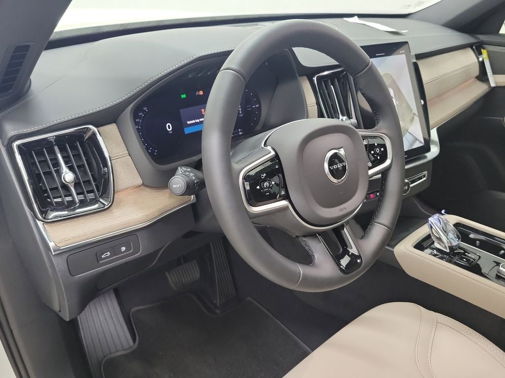 2026 Volvo XC90 Plug-In Hybrid T8 Plus 7 Passenger
