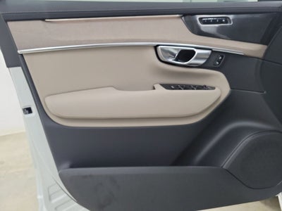 2026 Volvo XC90 Plug-In Hybrid T8 Plus 7 Passenger