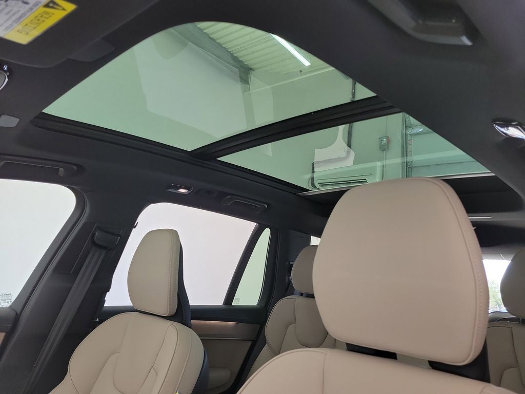 2026 Volvo XC90 Plug-In Hybrid T8 Plus 7 Passenger