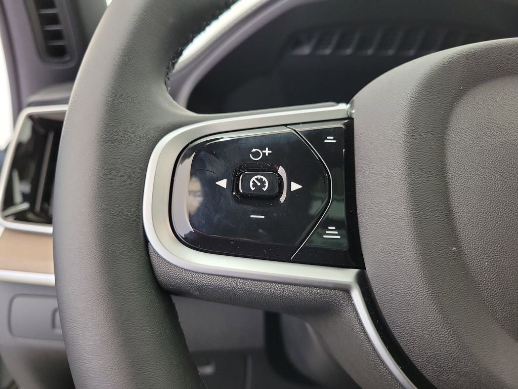 2026 Volvo XC90 Plug-In Hybrid T8 Plus 7 Passenger
