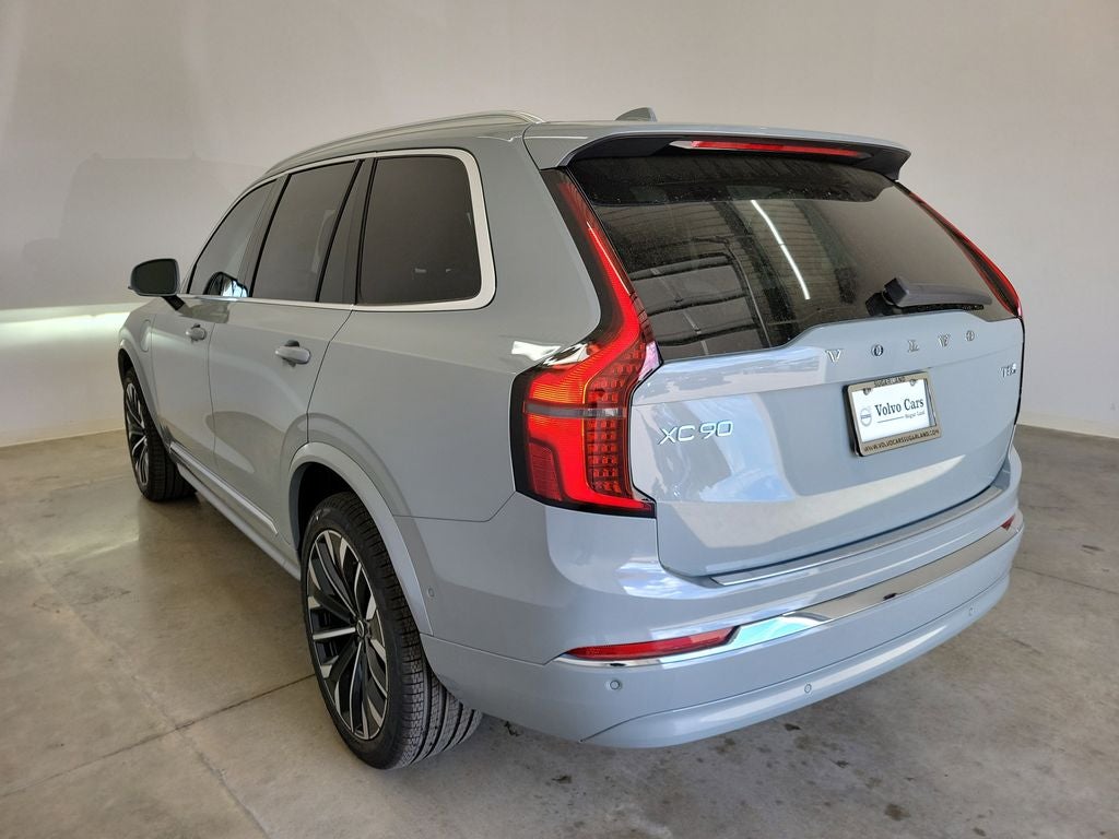 2026 Volvo XC90 Plug-In Hybrid T8 Plus 7 Passenger
