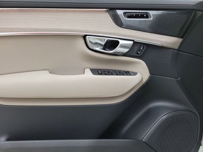 2026 Volvo XC90 Plug-In Hybrid T8 Plus 7 Passenger