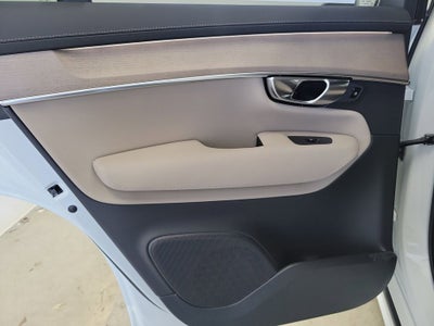 2026 Volvo XC90 Plug-In Hybrid T8 Plus 7 Passenger