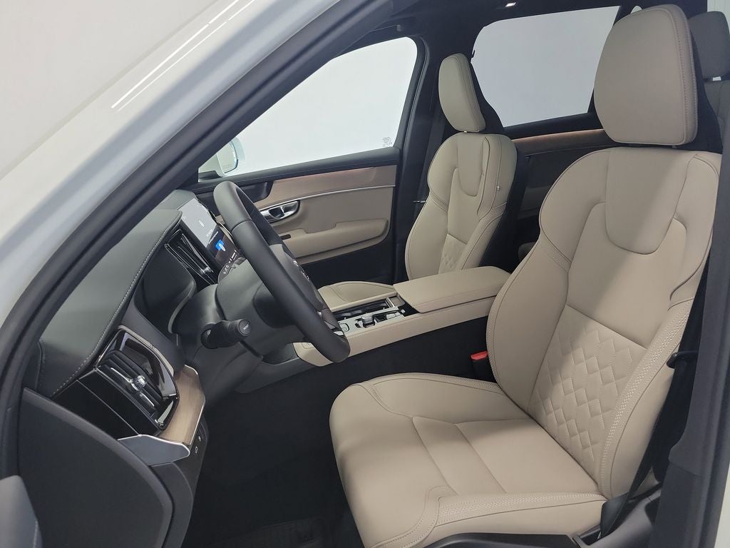2026 Volvo XC90 Plug-In Hybrid T8 Plus 7 Passenger